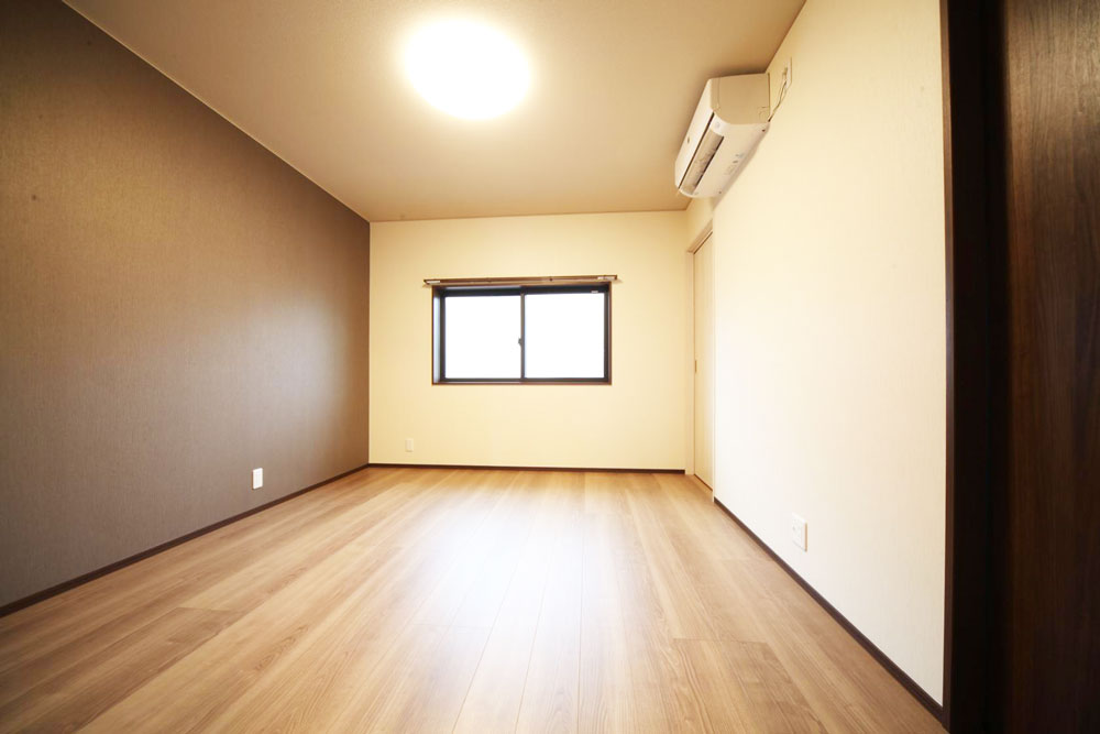 リビング 寝室リフォーム こだわりの家具が映える広々リビングの家 埼玉のリフォームは石友リフォームサービス埼玉