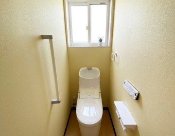トイレリフォーム～ナチュラルテイストのトイレ空間